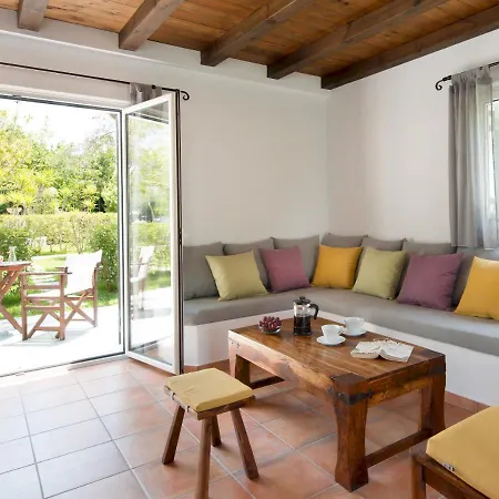 Villa Mousses - Bifamiliare Eliterpe Lefkada City